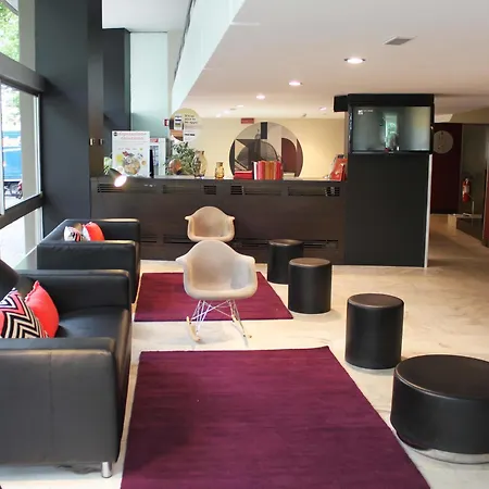Center Hotel 3*