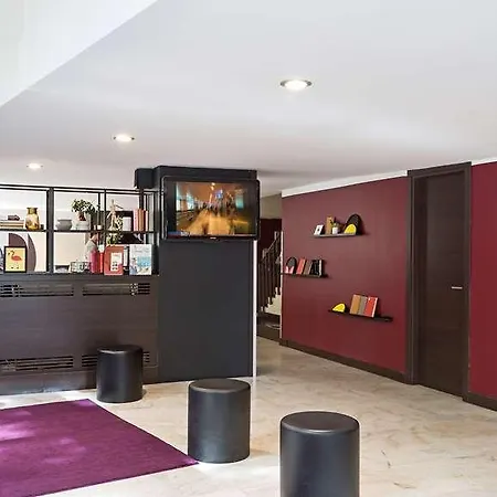 Center Hotel 3*